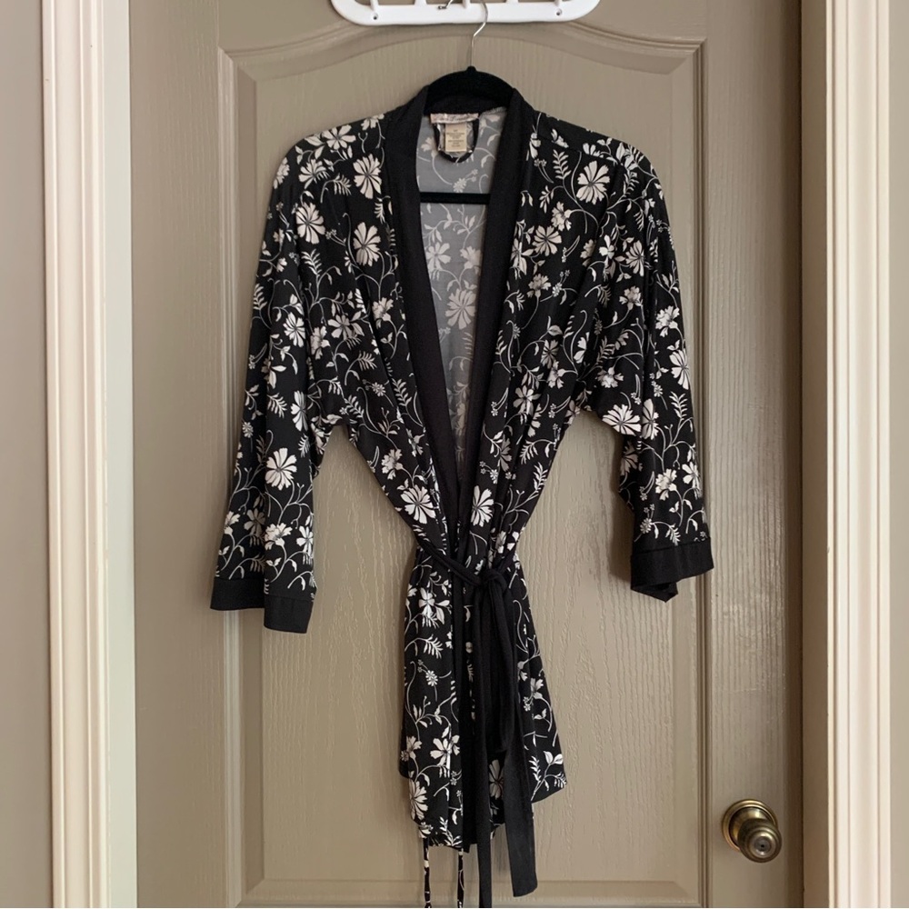Black Floral Kimono Robe Small | Linea Donatella Lounge Layering Wrap